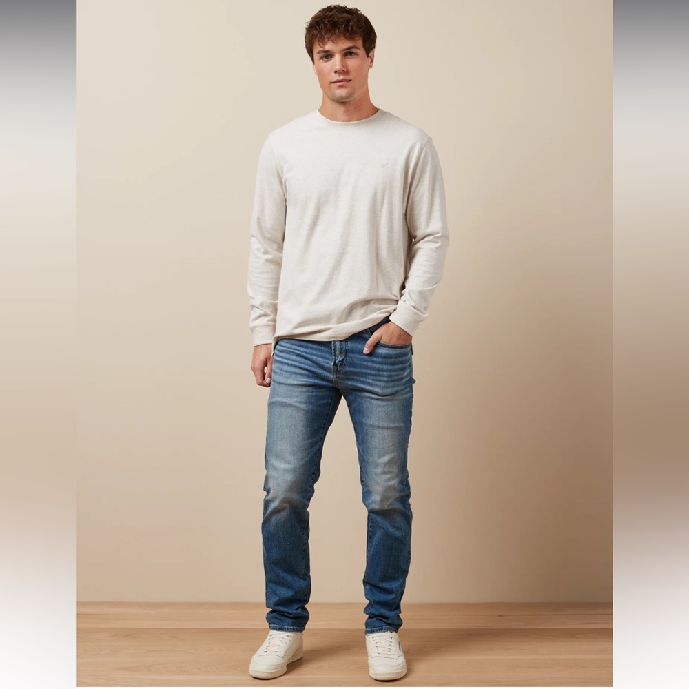 American Eagle Airflex + Temp Tech Slim Straight